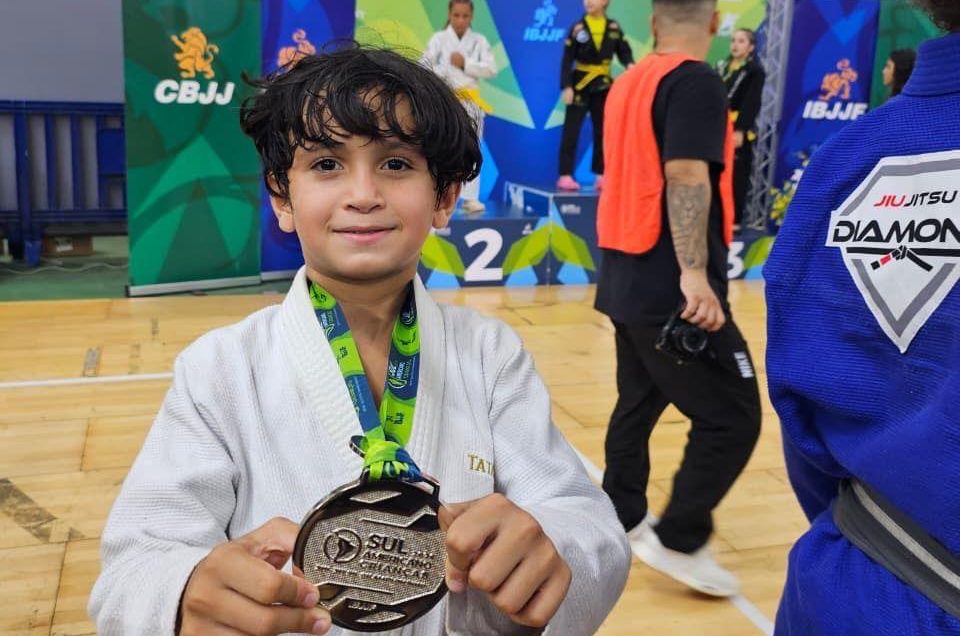 Jovens talentos do CT Clube da Luta estiverem em ação no Sul Americano da CBJJ (Foto: Reprodução)