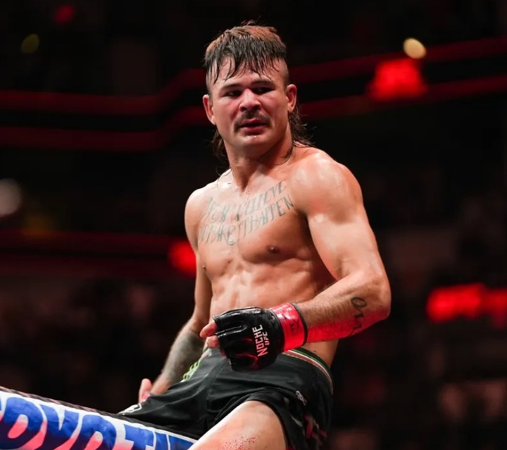 Segundo colocado no ranking peso-pena, Diego Lopes admite que pode mudar de categoria e aguarda conversas com o UFC (Foto: Reprodução/UFC)