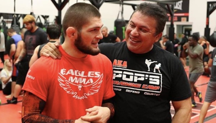 Javier Mendez analisa confronto entre estilos e afirma que especialistas no Jiu-Jitsu levam vantagem sobre Wrestling e trocação (Foto: Reprodução)