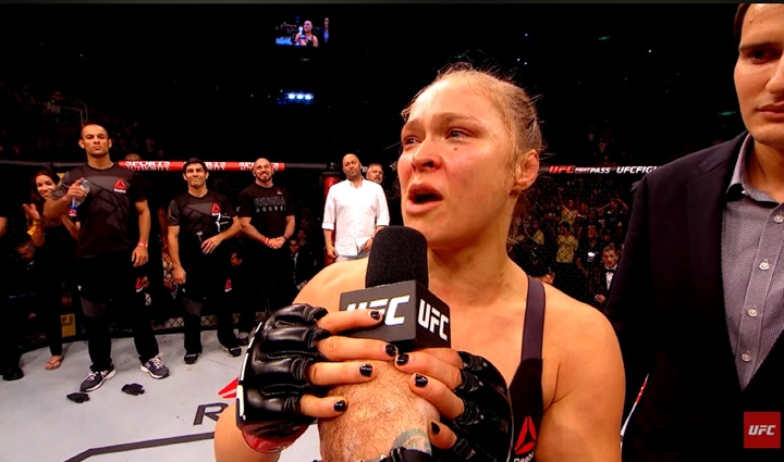 Ronda Rousey deu a entender que Dana White não mostrou muito interesse em seu retorno ao UFC (Foto: Reprodução/UFC)