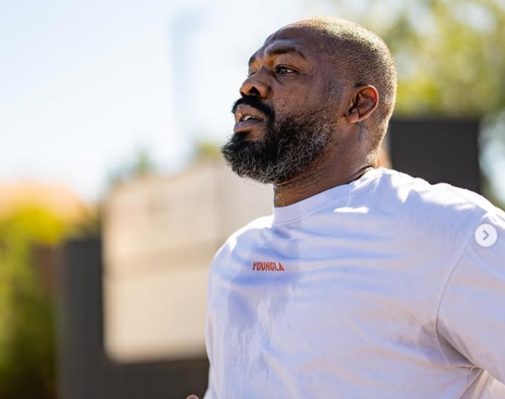 Jon Jones contesta versão de Dana White sobre negociações para o UFC Casa Branca e afirma que estava em conversas com a organização (Foto: Reprodução/Instagram)