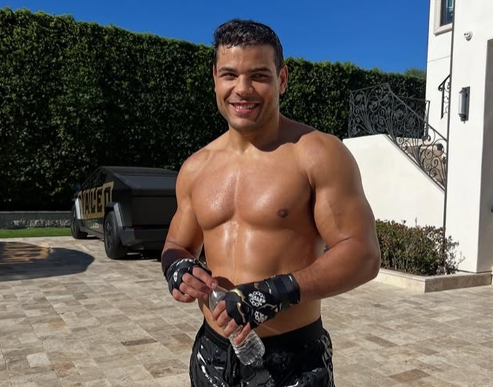 Com declarações polêmicas, Paulo Borrachinha perdeu boa parte do apoio dos fãs brasileiros nos últimos tempos (Foto: Reprodução/Instagram)