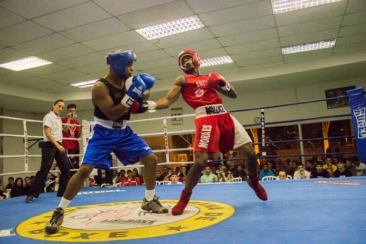 Hoje à frente do Outboxing Fight Night, Wallace teve sua vida transformada pelo Boxe (Foto: Arquivo pessoal)