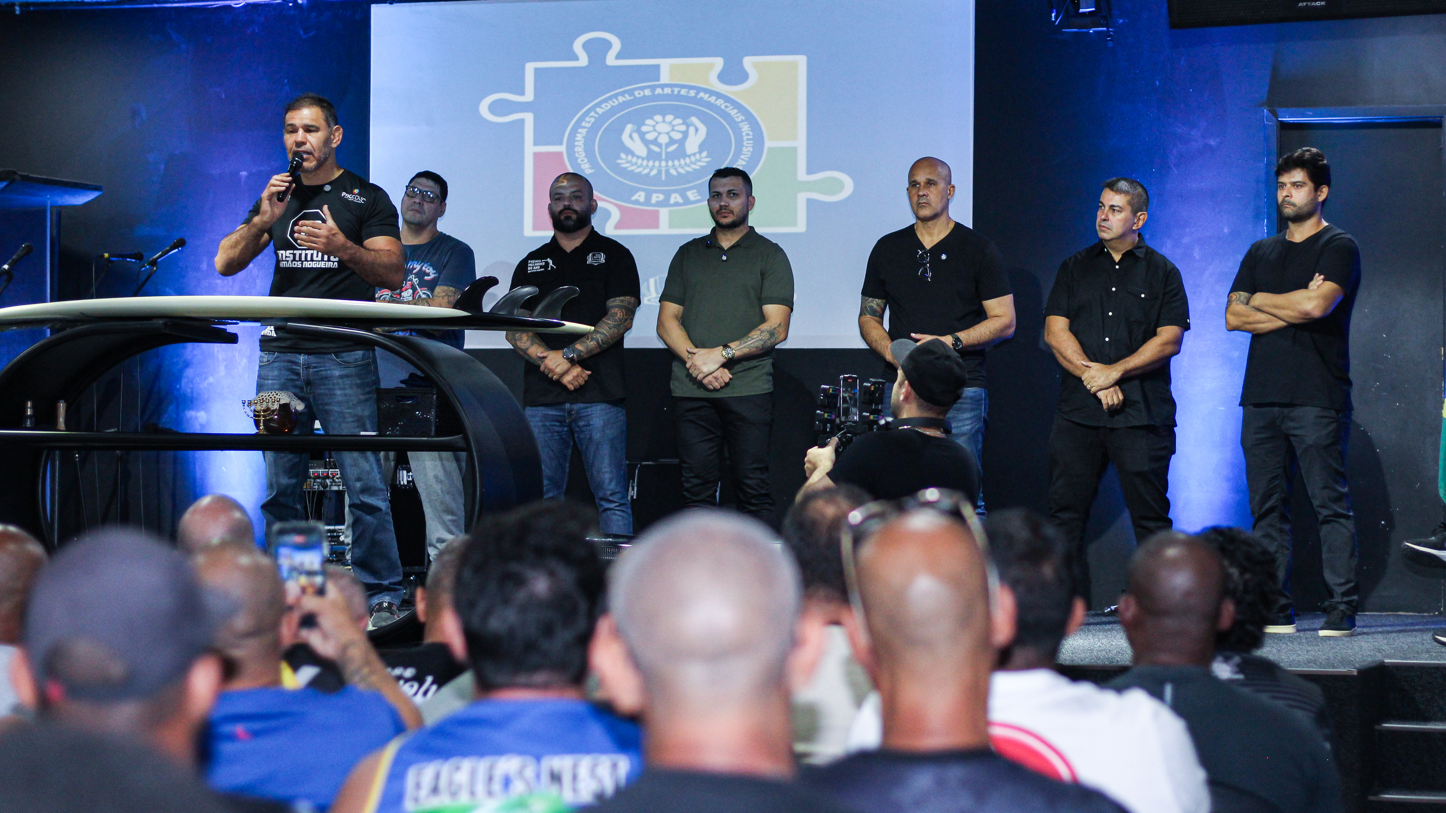 Aula inaugural contou com a presença de 400 alunos na igreja Bola de Neve (Foto: Divulgação)