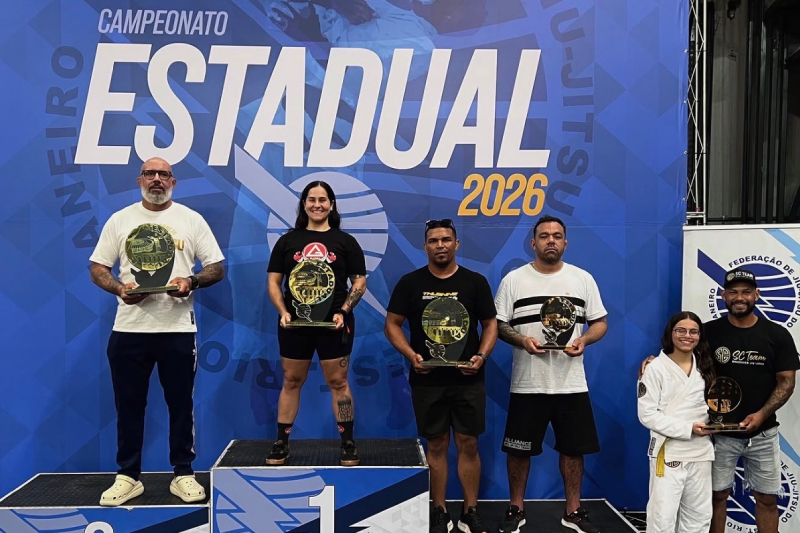 Repetindo o desempenho da Copa Hélio Gracie, a Gracie Barra conquistou o título geral por equipes da competição (Foto: Divulgação)