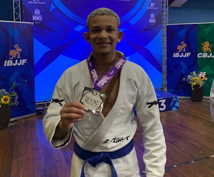 Kid Orelha falou sobre sua participação no Rio Fall International Open, onde saiu com a medalha de prata em sua categoria (Foto: Reprodução)
