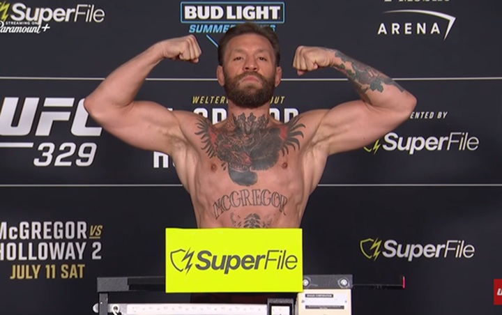 McGregor marca 77,3kg, confirma volta ao octógono após cinco anos e todos os atletas escalados para o UFC 329 passam pela pesagem oficial (Foto: Reprodução/UFC)