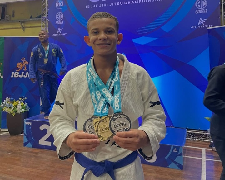 Kid Orelha saiu com a medalha de ouro em sua categoria na disputa do Rio Winter da CBJJ (Foto: Reprodução)