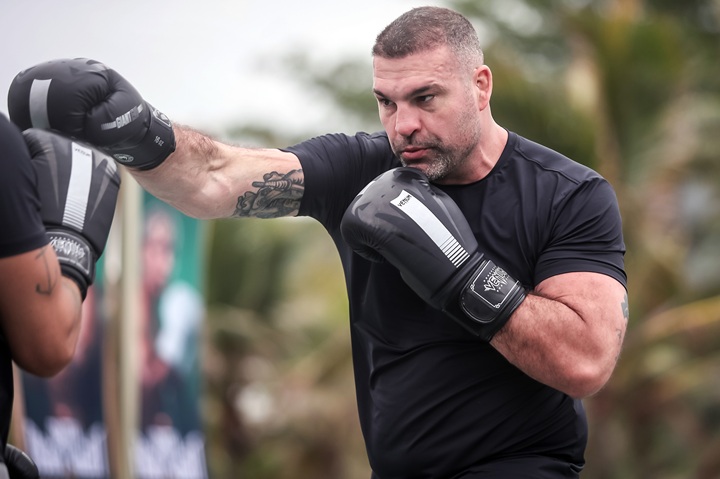 Aos 44 anos, Maurício Shogun vai enfrentar Glover Teixeira em duelo de Boxe no Spaten Fight Night 3 (Foto: Divulgação/Spaten)