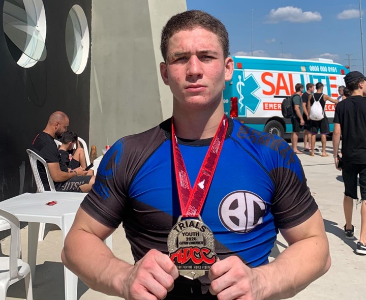 Aos 17 anos, faixa-azul da Ágora vive em Jundiaí, aposta em um Jiu-Jitsu agressivo e se prepara para o GP do Turris Invitational (Foto: Reprodução)