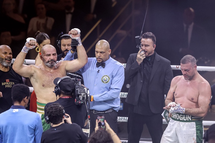 Glover Teixeira elogia atuação de Shogun, aceita novo confronto e destaca duelo como uma das melhores lutas do ano (Foto: Inovafoto/Divulgação/Spaten)