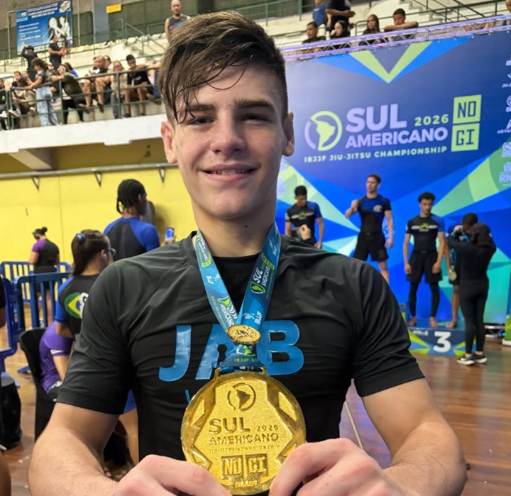 Aos 15 anos, Vitor Fratti vai entrar em ação no Turris Invitational, evento que vai acontecer em novembro (Foto: Reprodução)