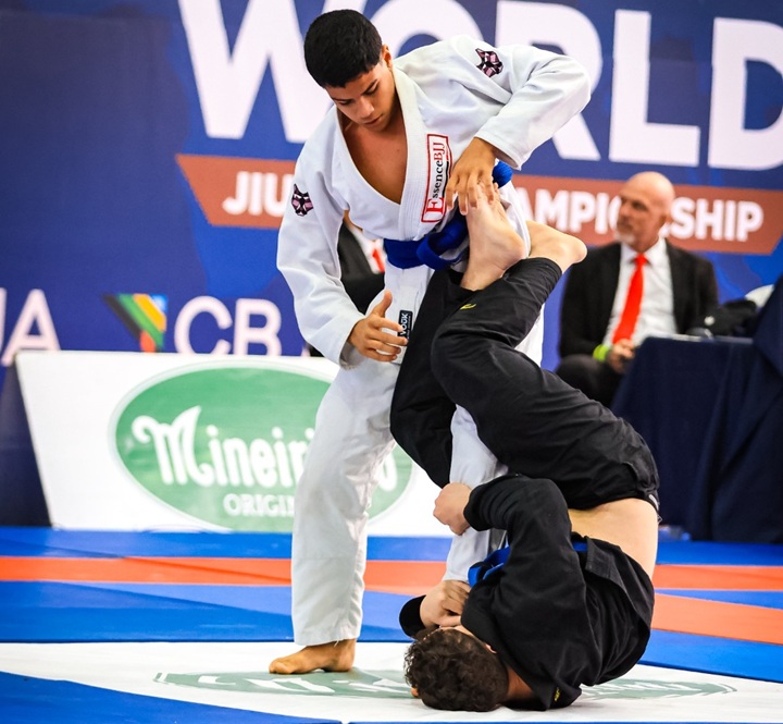 Jiu-Jitsu mais uma vez tomou conta de Cabo Frio com lutas de alto nível e fortes emoções (Foto: @acg.almeidafotografias)