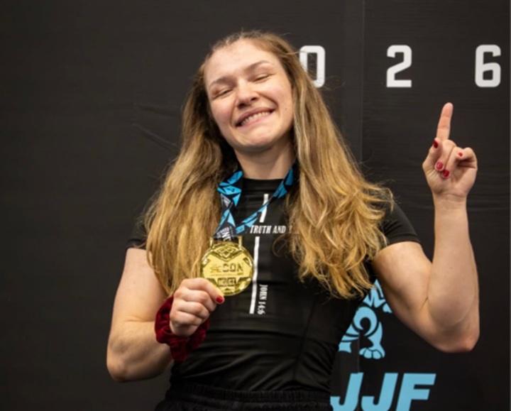 Brasileira Jaine Fragoso vai encarar Ffion Davies no card do UFC BJJ 13, no próximo dia 29 de outubro (Foto: Reprodução/Instagram)